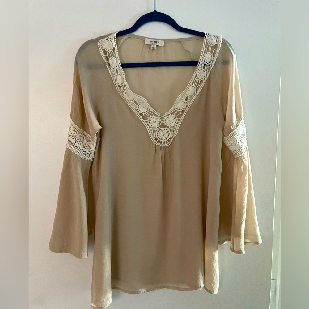 Cute boho style Umgee top